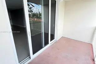 7010 NW 186th St, Hialeah, FL 33015 - Photo 23