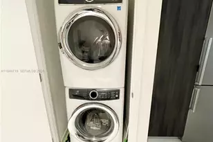 851 NE 1st Ave, Miami, FL 33132 - Photo 5