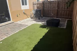 2432 SE 10th Ct, Homestead, FL 33035 - Photo 25