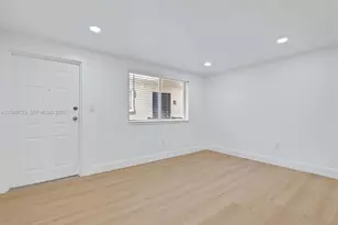 1632 NW 16th Terrace, Miami, FL 33125 - Photo 9