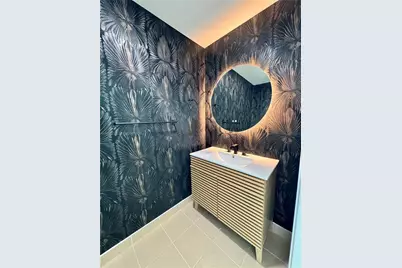 300 S Biscayne Blvd #L-1218, Miami, FL 33131 - Photo 31