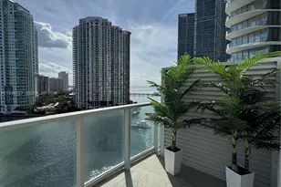 300 S Biscayne Blvd, Miami, FL 33131 - Photo 15