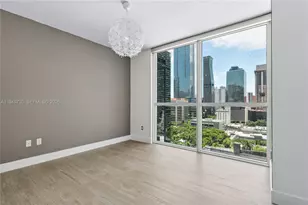 1080 SW Brickell Ave, Miami, FL 33131 - Photo 9