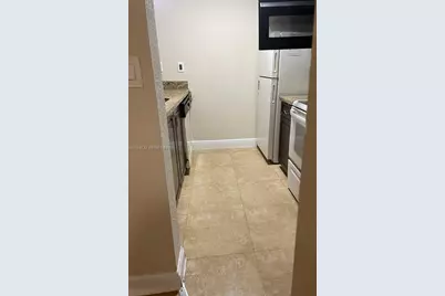 7075 NW 186th St #C505, Hialeah, FL 33015 - Photo 3