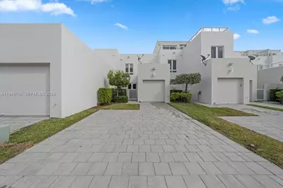 6402 NW 104th Path, Doral, FL 33178 - Photo 3