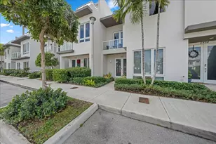 6402 NW 104th Path, Doral, FL 33178 - Photo 5