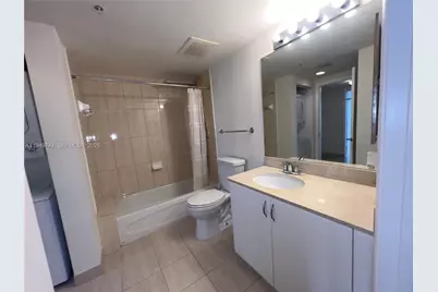 1750 N Bayshore Dr #2511, Miami, FL 33132 - Photo 11