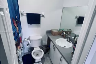 8851 NW 119th St, Hialeah Gardens, FL 33018 - Photo 17