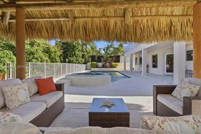 7935 NW 162nd St, Miami Lakes, FL 33016 - Photo 29