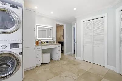 7935 NW 162nd St, Miami Lakes, FL 33016 - Photo 17