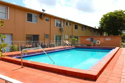 1154 W 35th St #221, Hialeah, FL 33012 - Photo 29