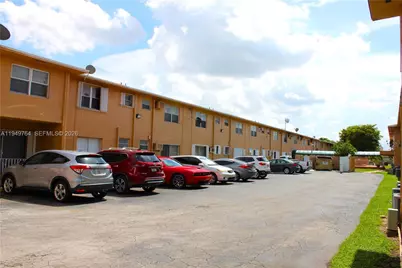 1154 W 35th St #221, Hialeah, FL 33012 - Photo 9