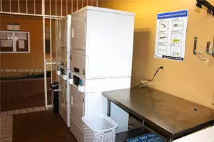 1154 W 35th St, Hialeah, FL 33012 - Photo 39