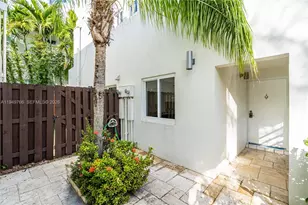 2945 Bridgeport Ave, Miami, FL 33133 - Photo 7