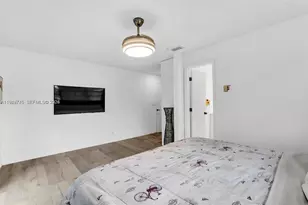 806 NE 6th St, Hallandale Beach, FL 33009 - Photo 17