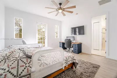 4414 Morgan Ln, Davie, FL 33328 - Photo 23