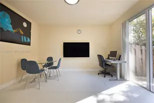 11224 NW 87th St, Doral, FL 33178 - Photo 7