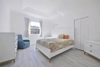 11224 NW 87th St, Doral, FL 33178 - Photo 13