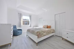 11224 NW 87th St, Doral, FL 33178 - Photo 13