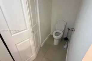 1833 S Ocean Dr, Hallandale Beach, FL 33009 - Photo 23