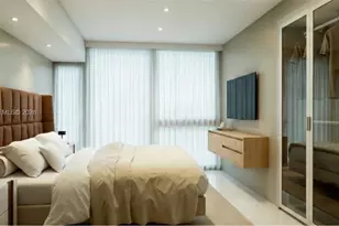 300 N Biscayne Blvd Way, Miami, FL 33131 - Photo 11