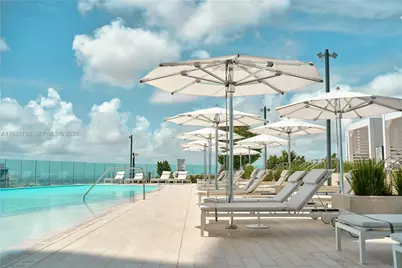 300 N Biscayne Boulevard Way #4809W, Miami, FL 33131 - Photo 25