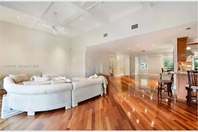 707 Vilabella Ave, Coral Gables, FL 33146 - Photo 9