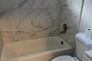3017 NW 7th Ct, Fort Lauderdale, FL 33311 - Photo 9