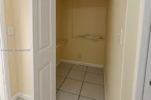 6120 Hayes St, Hollywood, FL 33024 - Photo 15