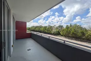 7825 NW 107th Ave, Doral, FL 33178 - Photo 11