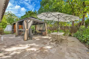 6220 SW 61st St, South Miami, FL 33143 - Photo 23