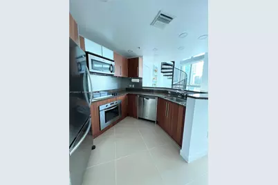 300 S Biscayne Blvd #L-814, Miami, FL 33131 - Photo 17