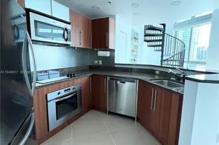 300 S Biscayne Blvd, Miami, FL 33131 - Photo 17