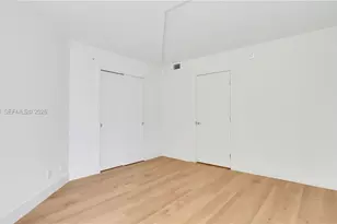 555 NE 34th St, Miami, FL 33137 - Photo 25