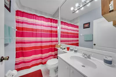 7567 N Augusta Dr #Front, Hialeah, FL 33015 - Photo 9