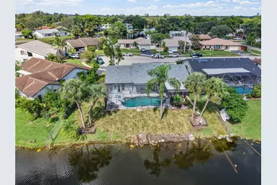 8708 SW 52nd St, Cooper City, FL 33328 - Photo 35