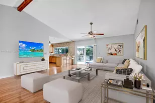 8708 SW 52nd St, Cooper City, FL 33328 - Photo 15