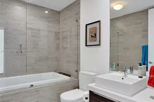 1100 Biscayne Blvd, Miami, FL 33132 - Photo 25
