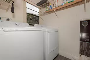 1501 NW 90th Way, Pembroke Pines, FL 33024 - Photo 25