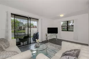 1501 NW 90th Way, Pembroke Pines, FL 33024 - Photo 3