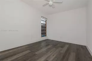 1501 NW 90th Way, Pembroke Pines, FL 33024 - Photo 21