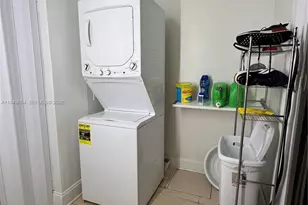 8879A Fontainebleau Blvd, Miami, FL 33172 - Photo 7