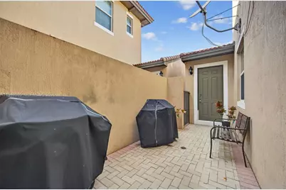 14615 SW 14th St #14615, Pembroke Pines, FL 33027 - Photo 25