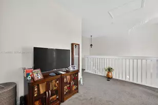 14615 SW 14th St, Pembroke Pines, FL 33027 - Photo 19