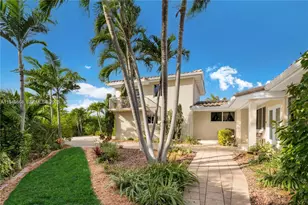 1155 S Biscayne Point Rd, Miami Beach, FL 33141 - Photo 1