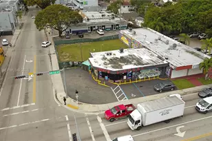 2219 NW 28th St, Miami, FL 33142 - Photo 9