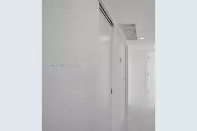 7135 Collins Ave #835, Miami Beach, FL 33141 - Photo 21