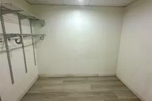 26 Diplomat Parkway, Hallandale Beach, FL 33009 - Photo 9