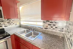 5461 W 24th Ave, Hialeah, FL 33016 - Photo 17