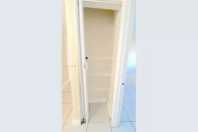 5461 W 24th Ave #18, Hialeah, FL 33016 - Photo 21